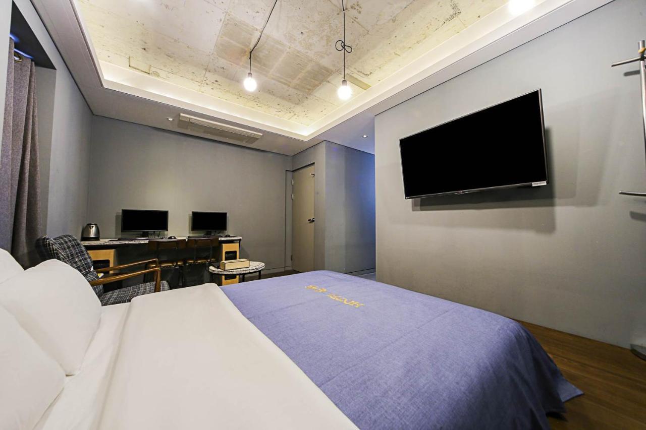 Hotel Myeongjak Чхунчхон Экстерьер фото
