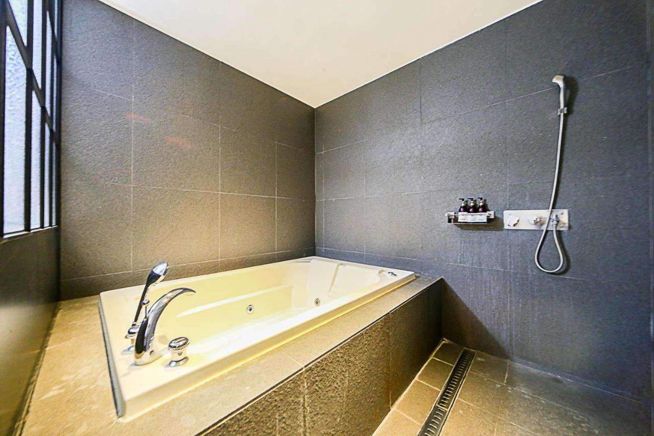 Hotel Myeongjak Чхунчхон Экстерьер фото