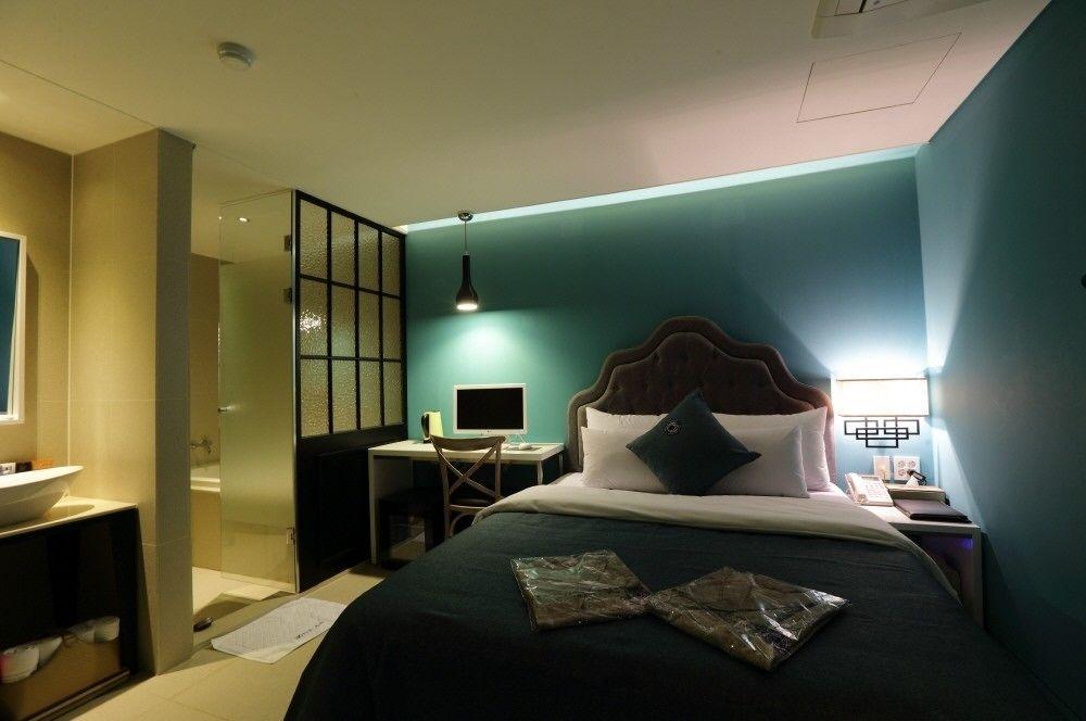Hotel Myeongjak Чхунчхон Экстерьер фото